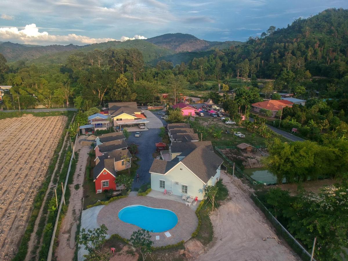 Evie Mae Resort Ban Cha-om Экстерьер фото